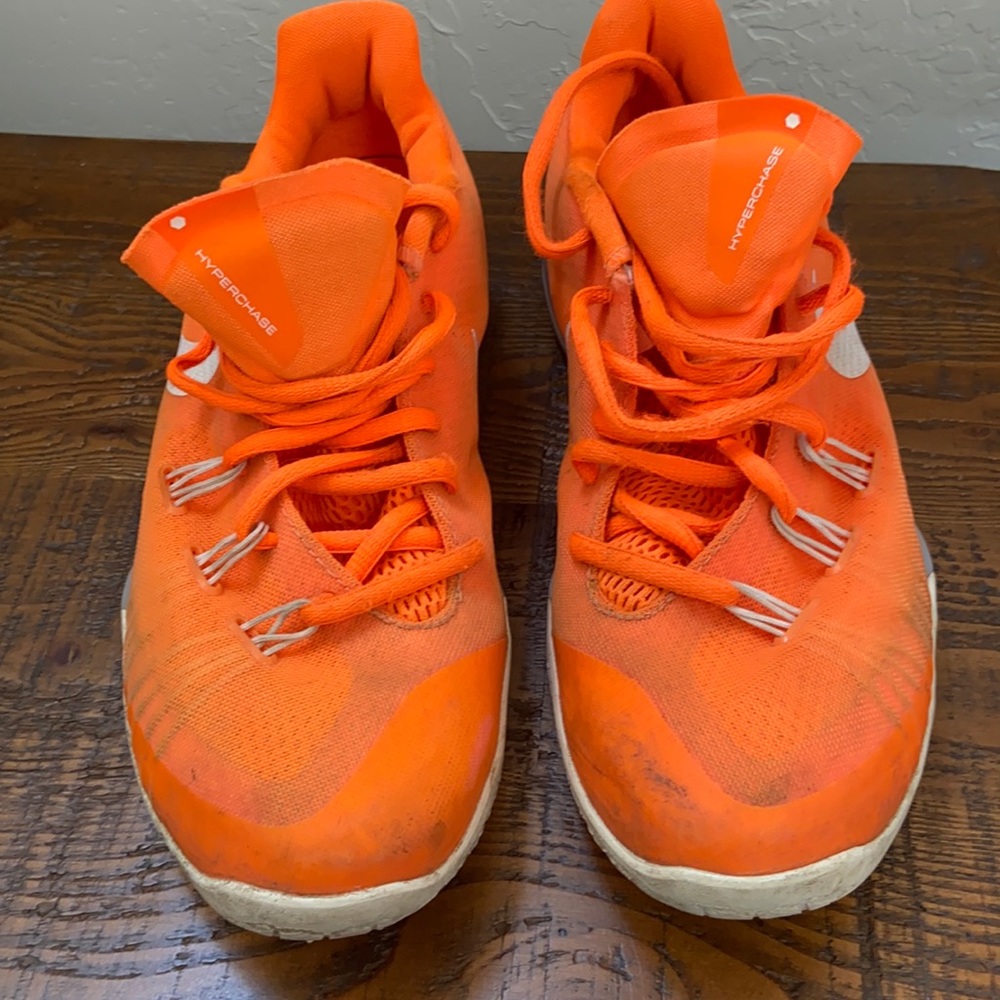 Nike HyperChase Shoes